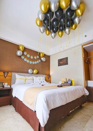 Premium bedding, in-room safe, desk, blackout curtains - LYNN Hotel by Horison (Yogyakarta)