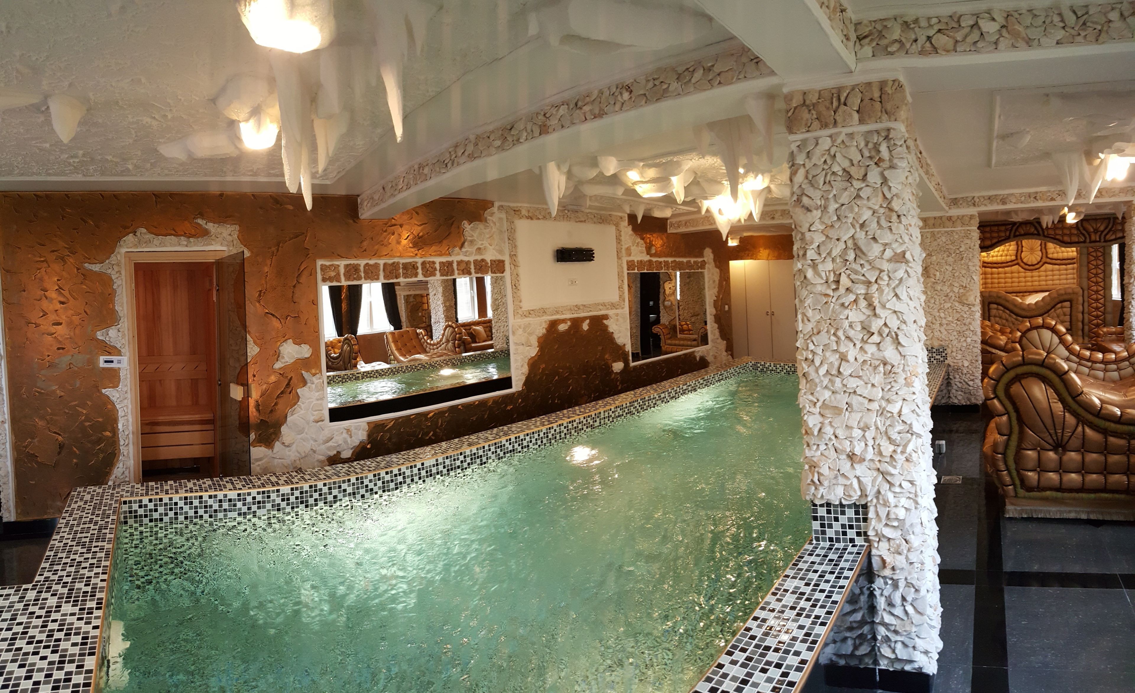 indoor pool