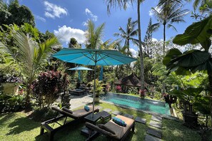 Indoor pool, outdoor pool - The Mahogany Villa (Gianyar)