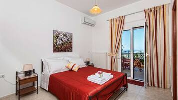 Villa, 4 Bedrooms, Private Pool, Sea View | 1 bedroom, desk, soundproofing, iron/ironing board