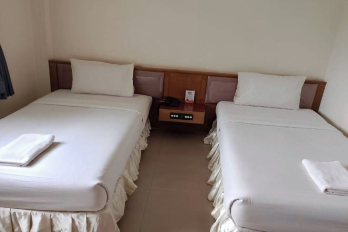 Desk, bed sheets