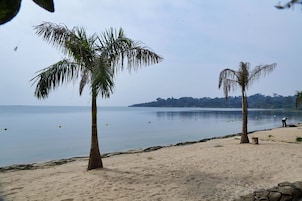 私人海灘、海灘酒吧