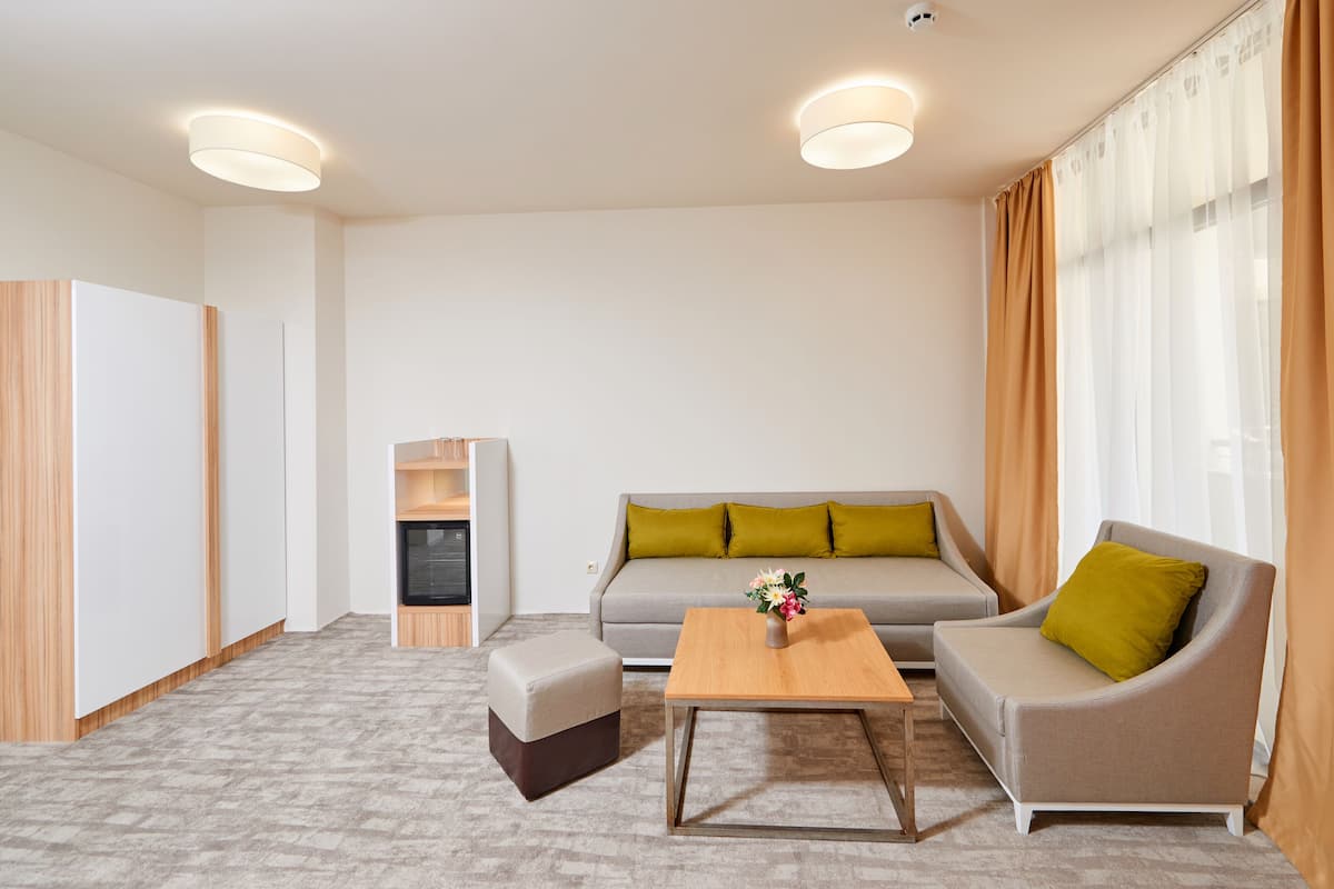 1 bedroom, minibar, in-room safe, desk