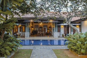 Outdoor pool - Villa Republic Bentota (Aluthgama)
