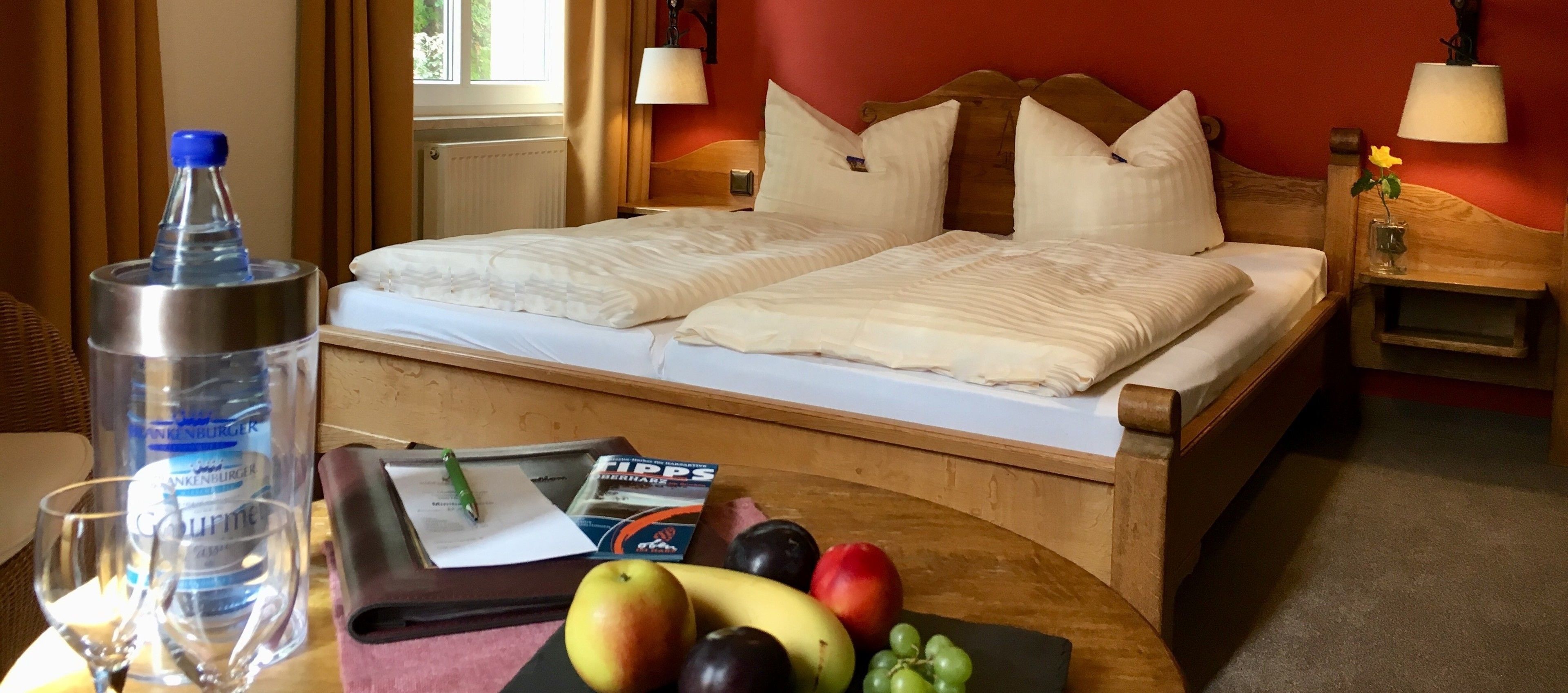 Allergikerbettwaren, Minibar, Schreibtisch, kostenloses WLAN