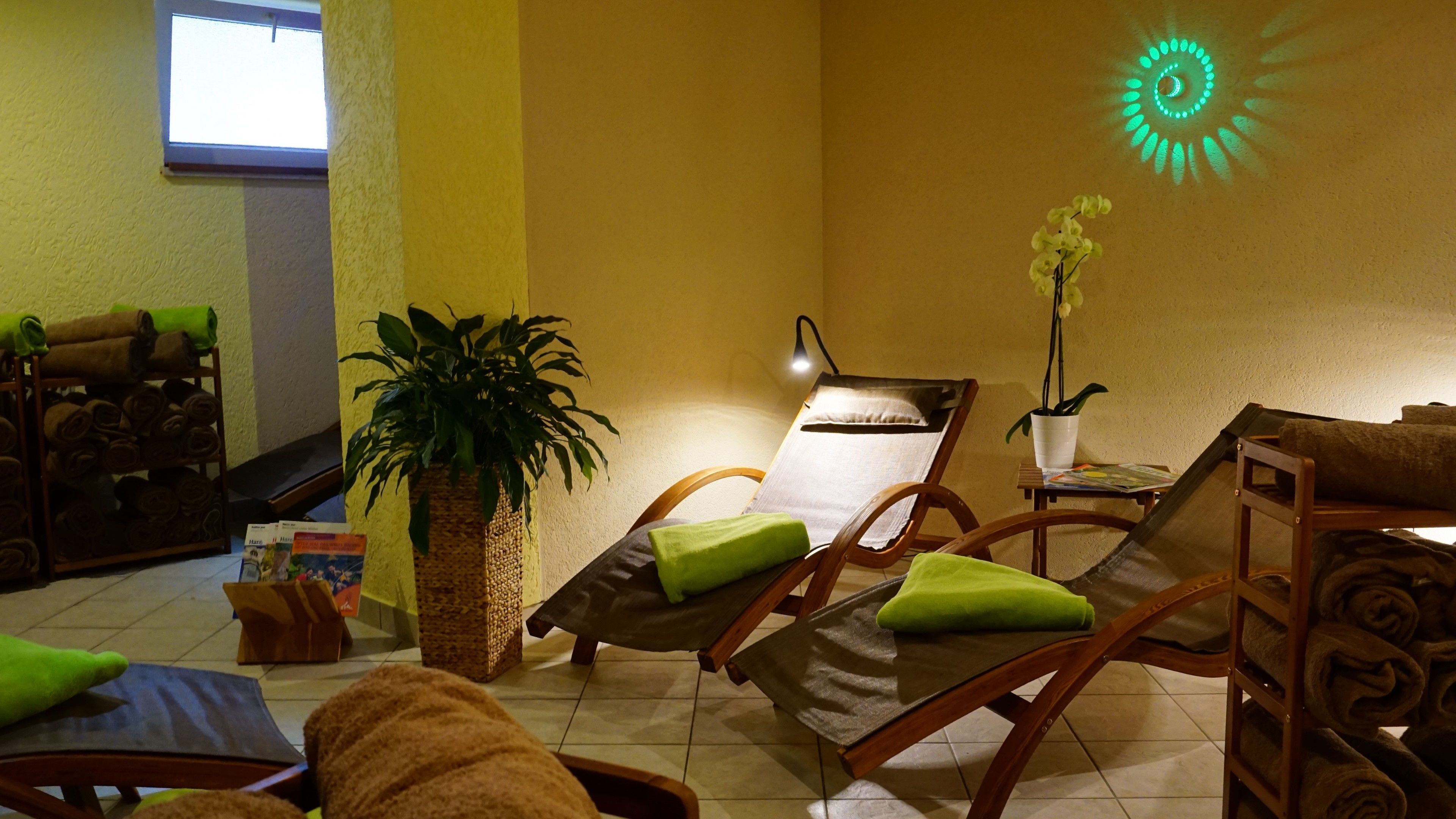 sauna, facials, reflexology, 1 treatment room, massages