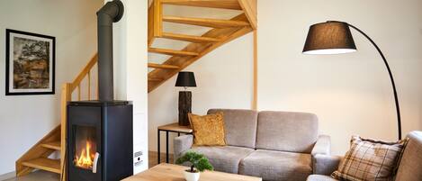 Chalet, 2 Bedrooms (Hallstattersee) | Living room | Flat-screen TV