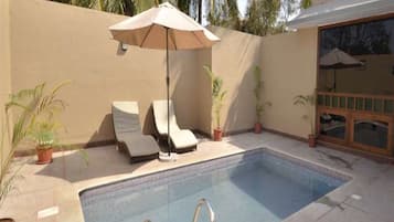 Villa, eigener Pool | 1 Schlafzimmer, Minibar, Zimmersafe, Schreibtisch