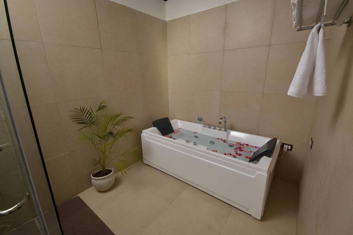 premium villa | 1 bedroom, minibar, in-room safe, desk