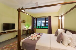 Biệt thự, hồ bơi riêng | Quang cảnh sân vườn