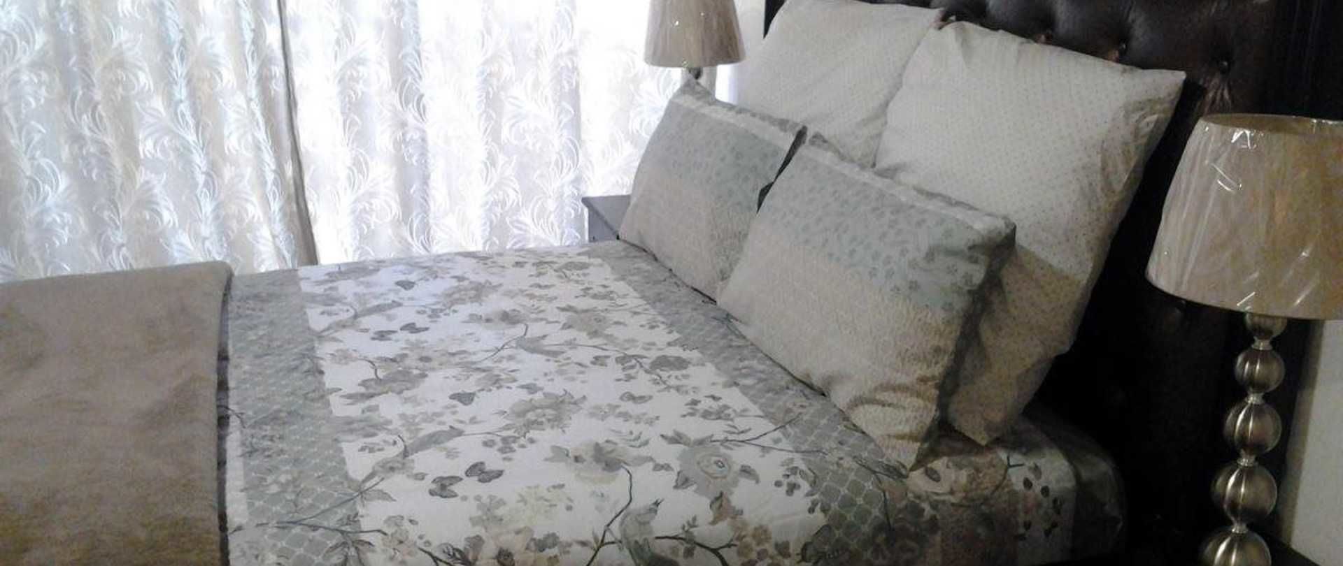 Apartemen Deluks, 1 kamar tidur | Seprai premium, meja kerja, dan setrika/meja setrika