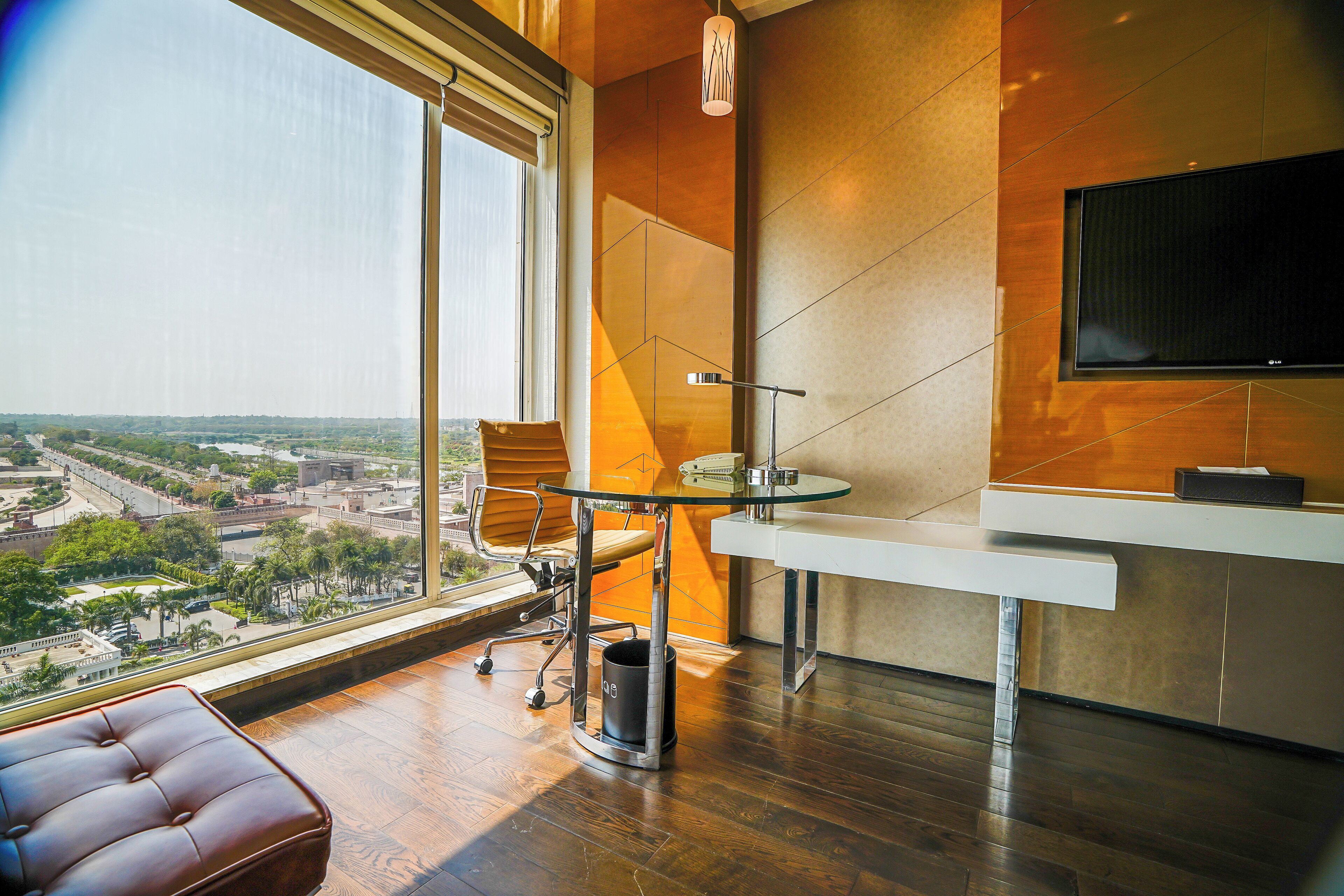 premium bedding, down duvets, minibar, in-room safe