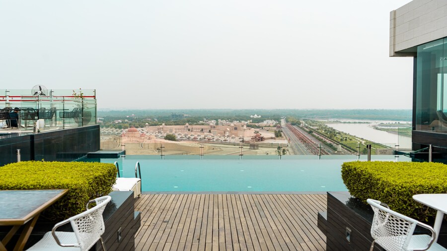 Renaissance Lucknow Hotel