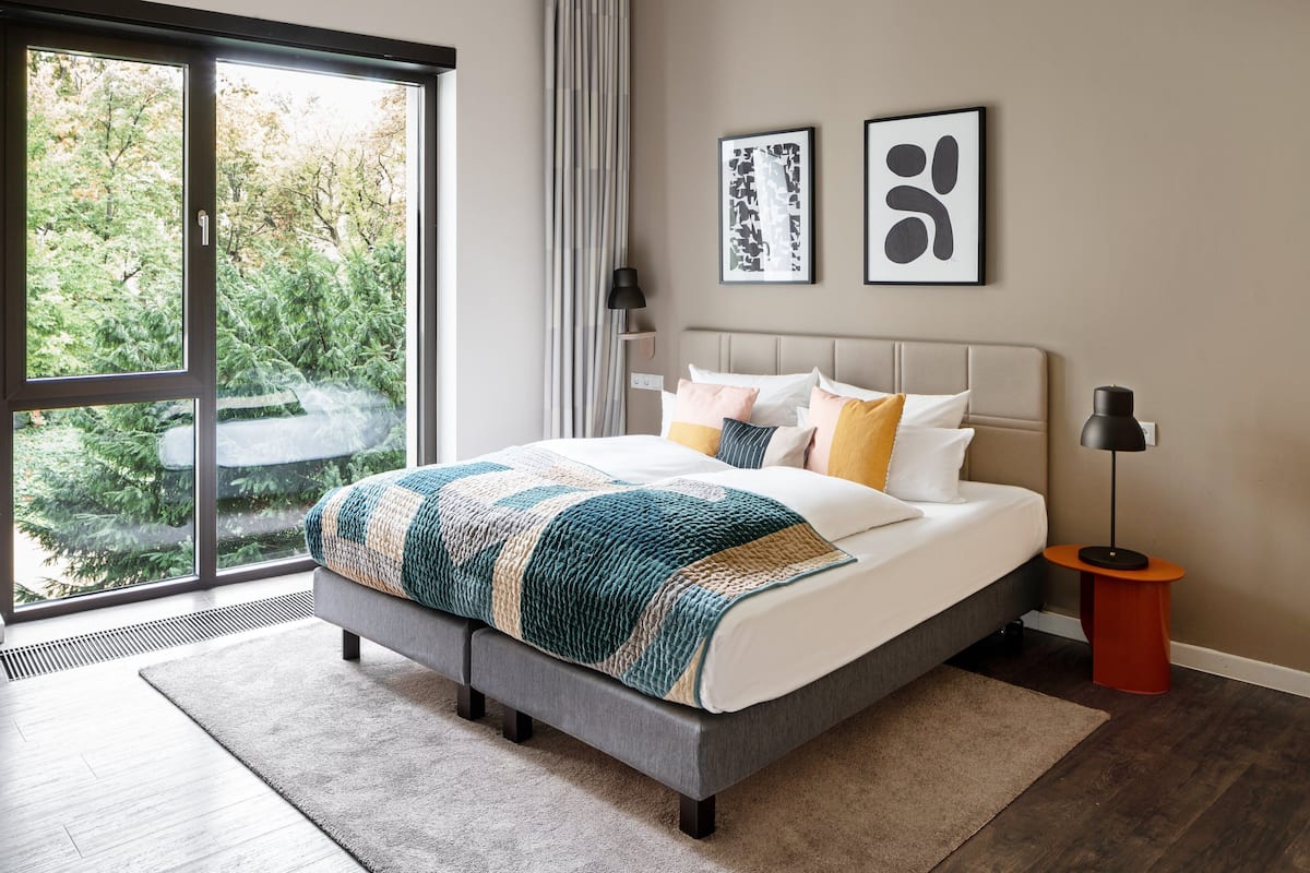 Large Studio with Kitchen | 1 bedroom, premium bedding, down duvets, in-room safe