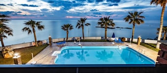 Sun Camero Apartments