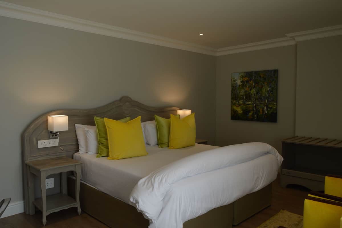 Familie suite, 2 slaapkamers | Een kluis op de kamer, gratis wifi, beddengoed
