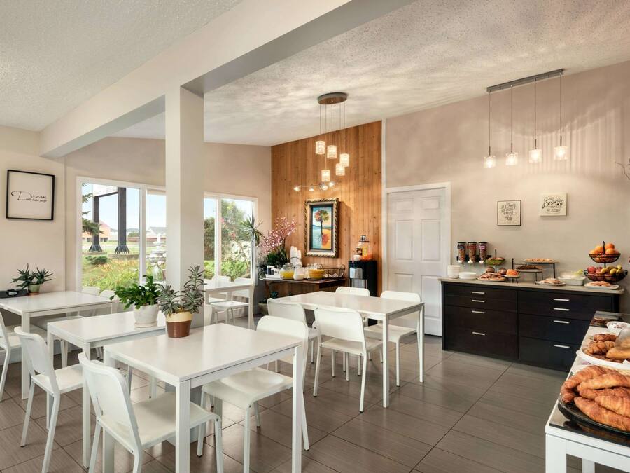 Free daily on-the-go breakfast