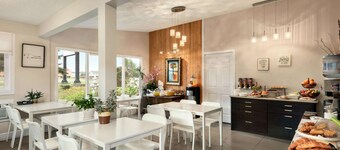 Thriftlodge Edmonton