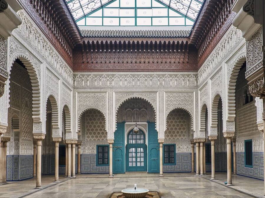 مكان جذب سياحي