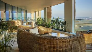 3 restaurants, spécialités Cuisine méditerranéenne