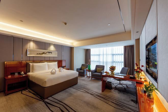 Minibar, in-room safe, cribs/infant beds, alarm clocks