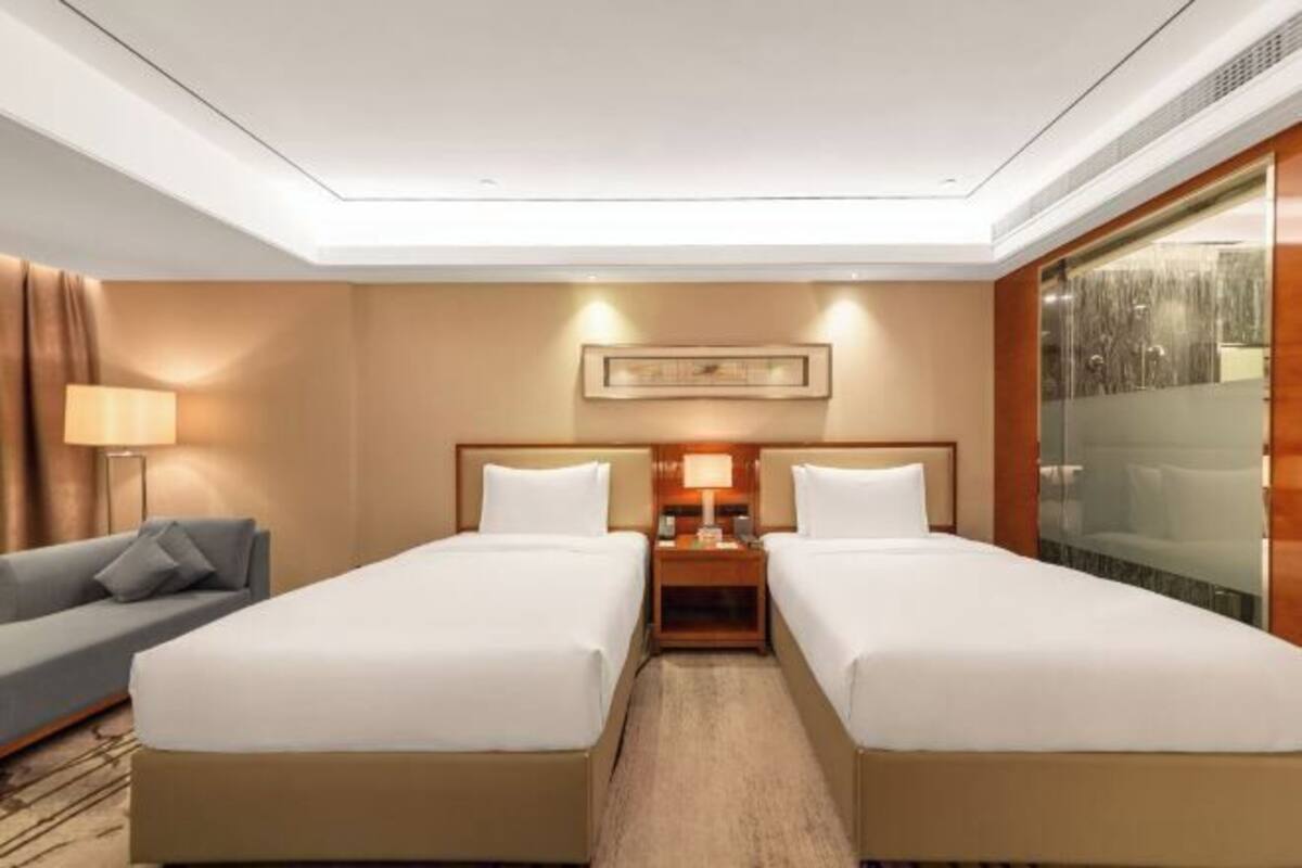 Minibar, in-room safe, cribs/infant beds, alarm clocks