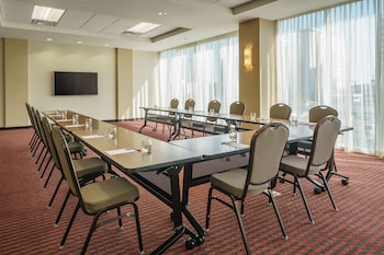 Bar (on property) at Hyatt Place Houston/Galleria