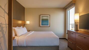 Suite, 1 Bedroom | In-room safe, desk, blackout drapes, iron/ironing board