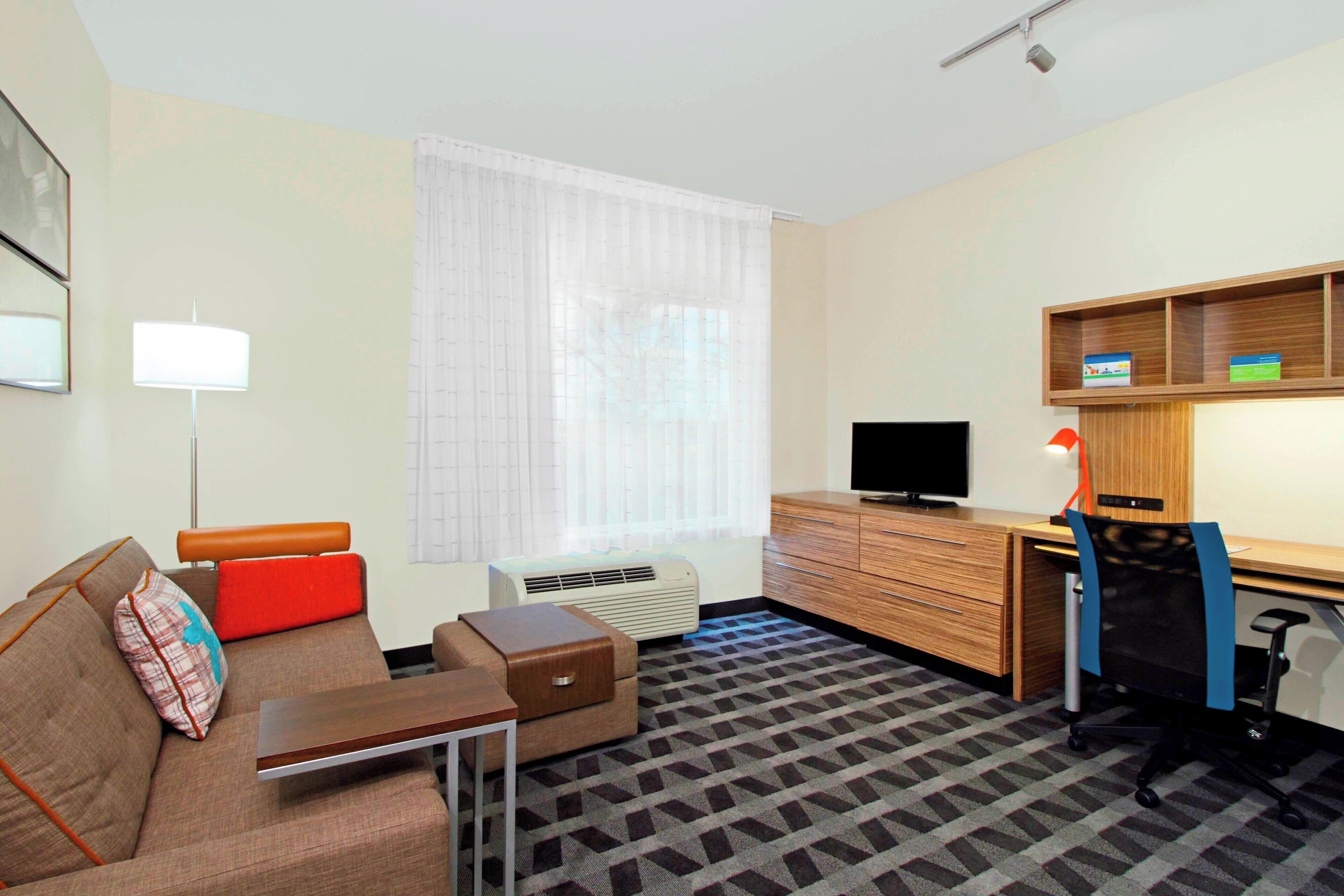 suite, 1 bedroom, non smoking | premium bedding, iron/ironing board, free cots/infant beds, free wifi
