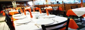 2 restaurants; breakfast, lunch, and dinner served - Hotel Tajín (Papantla de Olarte)