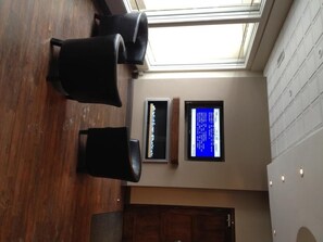 Interior - Airport Motor Inn (Winnipeg)