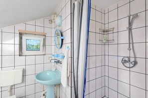 Dreibettzimmer | Badezimmer