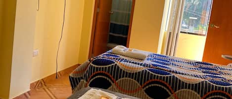 Free WiFi, bed sheets