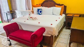 Caja de seguridad en la habitación, escritorio y wifi gratis 