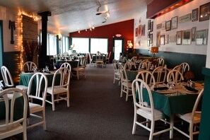 Lunch, dinner served; Fusion cuisine, garden views