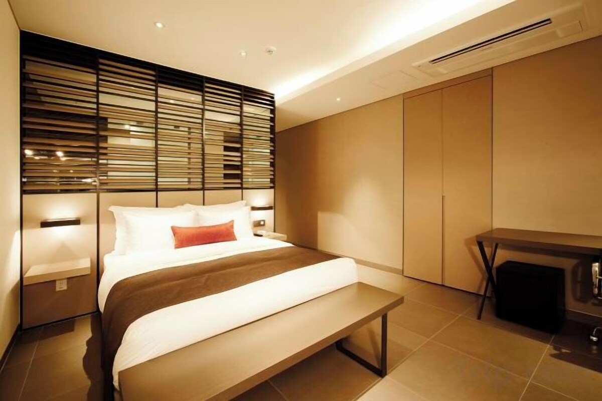 Superior Double Room With Bathtub