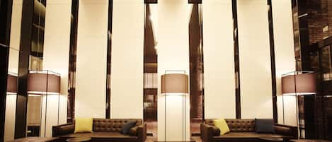 Sala de estar en el lobby