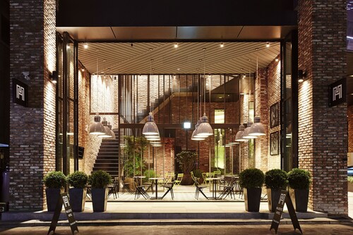 MD ホテル ドンタン