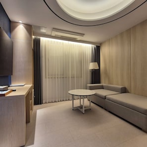 Down comforters, blackout drapes, soundproofing, free WiFi - Hound Hotel Gwangju Cheomdan (Gwangju)