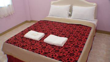 Rollaway beds, free WiFi