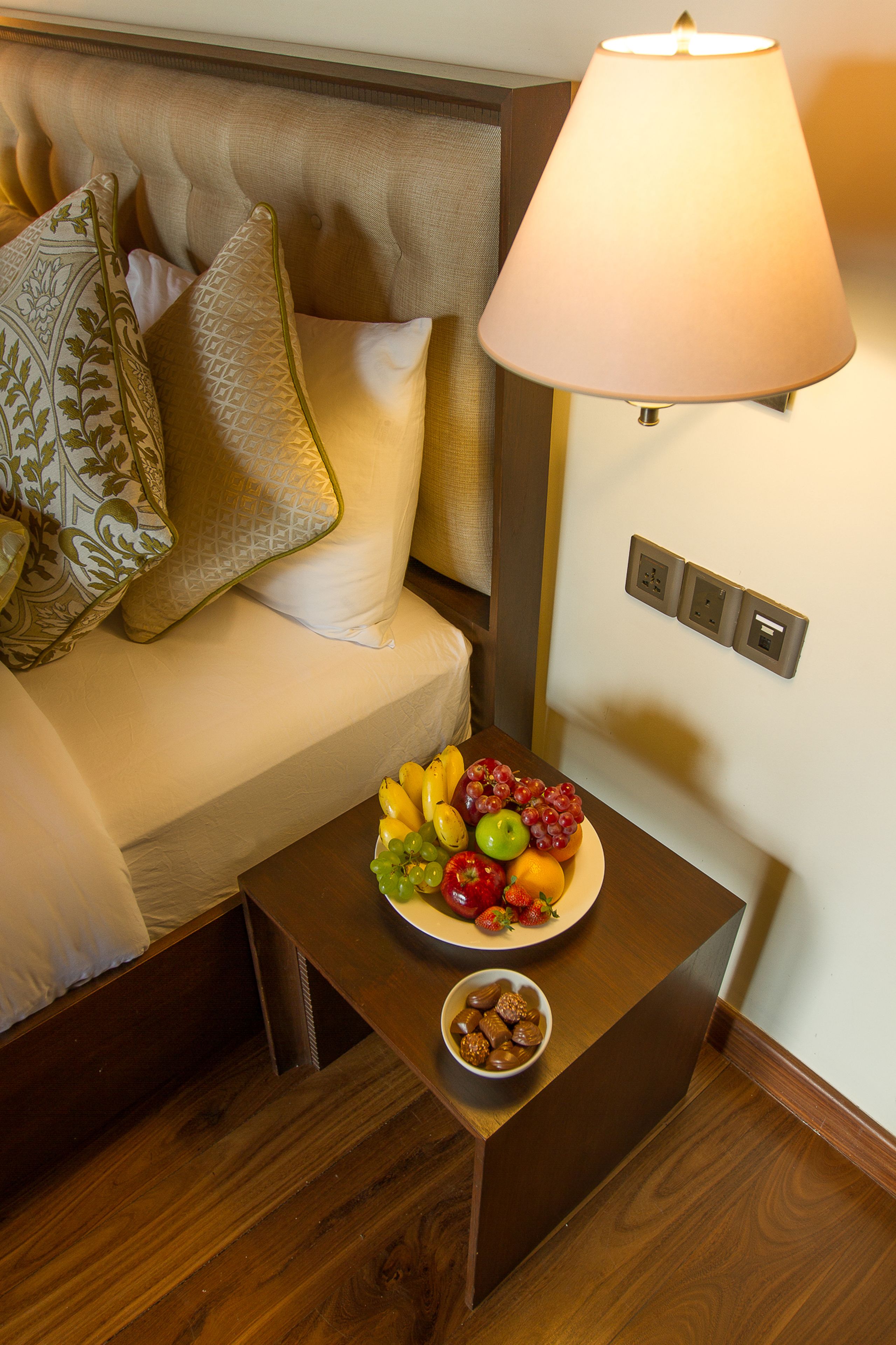 attic deluxe lake view - le vallon | room amenity