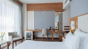 1 bedroom, minibar, in-room safe, desk