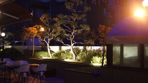 Café da manhã com buffet todos os dias (KRW 7000 por pessoa) 