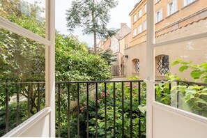 Appartement Deluxe, 2 chambres, balcon, vue fleuve (Brzozowa 14)