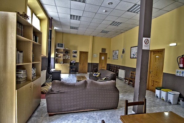 Coin salon dans le hall