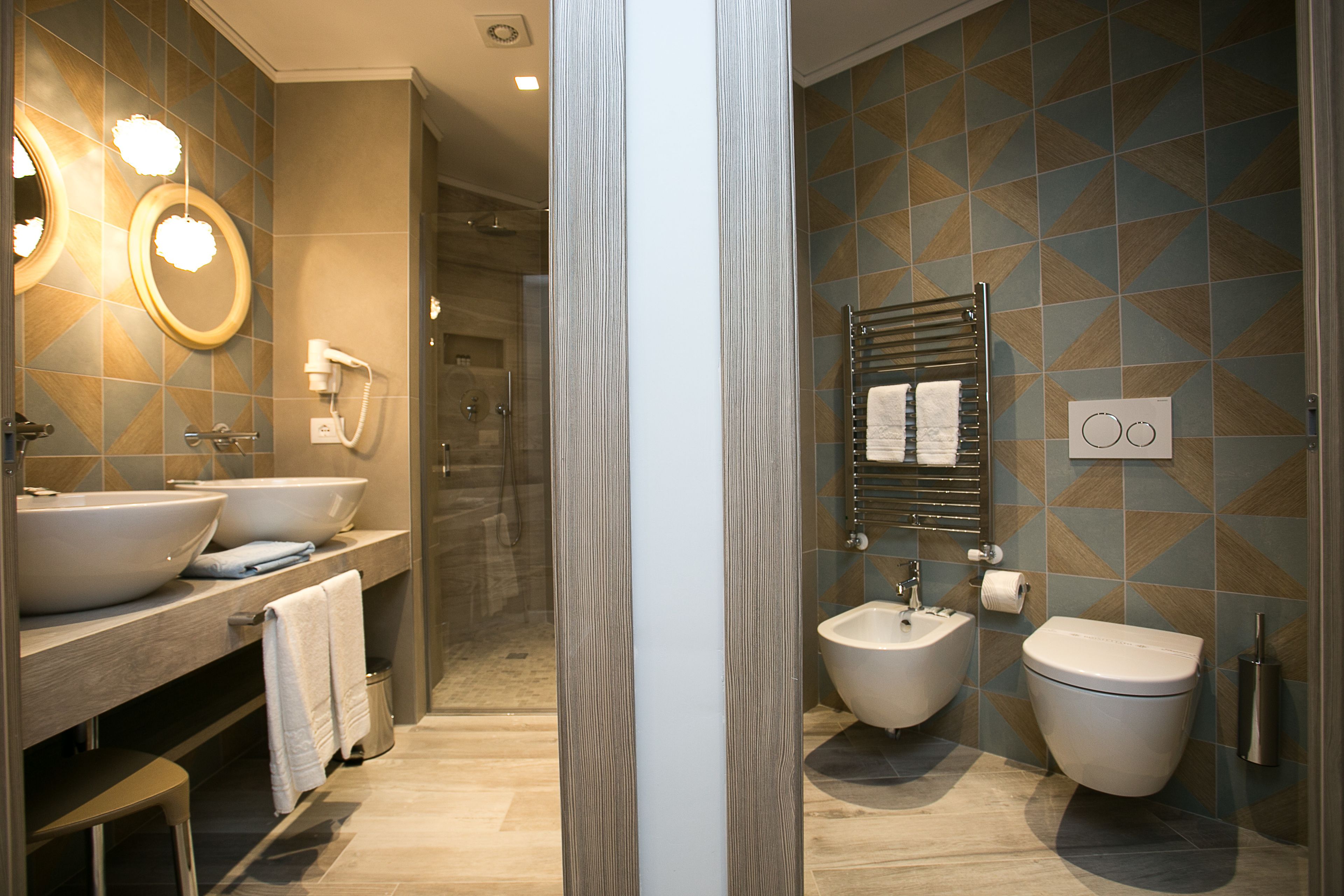 junior suite (deluxe) | premium bedding, in-room safe, individually decorated