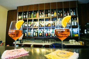 Bar (en el alojamiento)