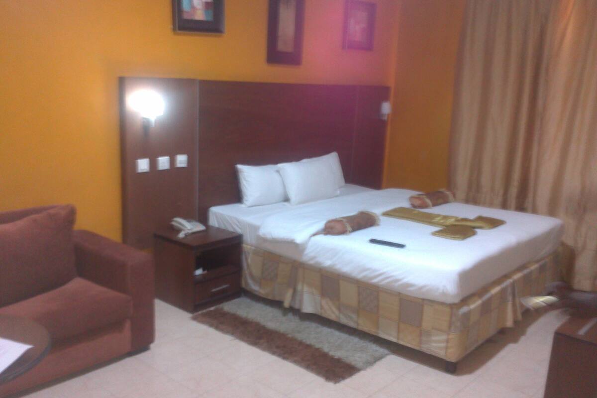 In-room safe, desk, free WiFi, bed sheets