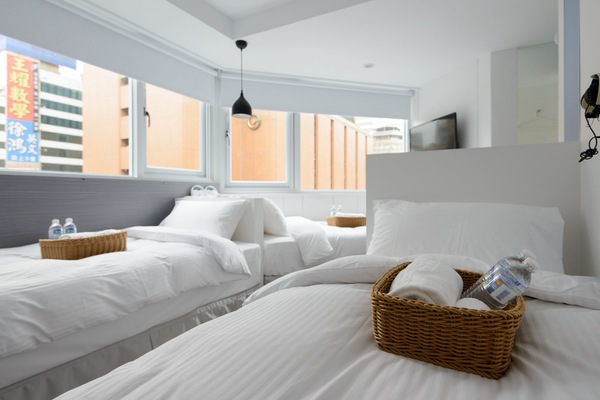 In-room safe, blackout drapes, soundproofing, WiFi (free)