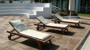 Sun deck